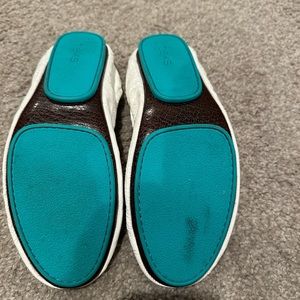 White Croc patent leather TIEKS sz 8